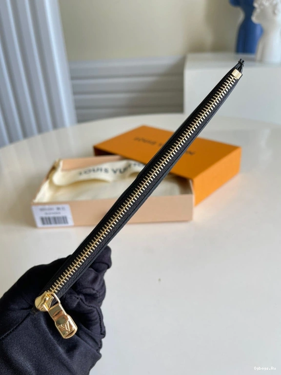 VUITTON PURSE LOUIS SLIM 0303